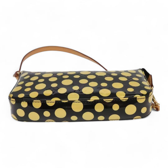 Louis Vuitton Vernis Yayoi Kusama Pochette Accessoires Black Yellow Polka Dot Shoulder Bag Women's Handbag M91427