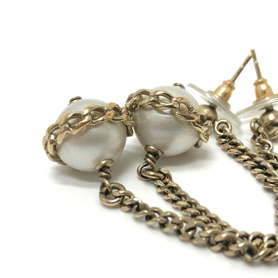 CHANEL Pierce metal gold 16B Fake pearl Women Used Authentic