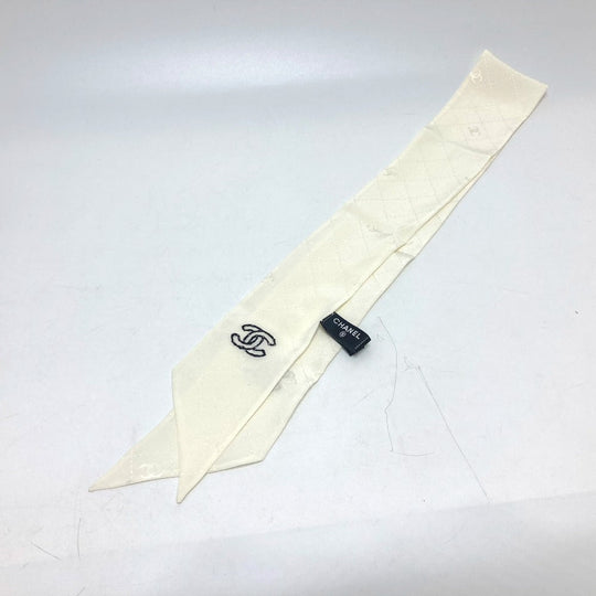 CHANEL scarf silk white COCO Mark Matrasse Women Used Authentic