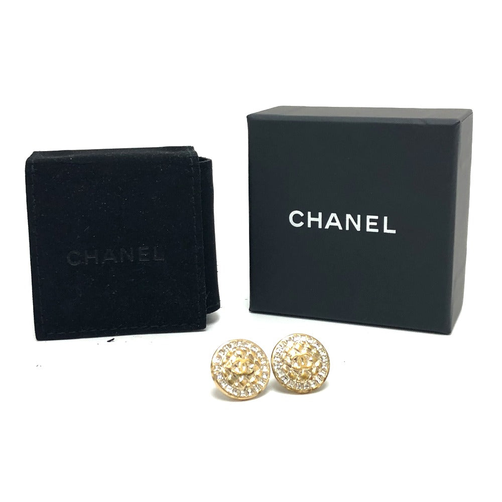 CHANEL Pierce B17C metal gold COCO Mark Matelasse Rhinestone Women Used Authentic