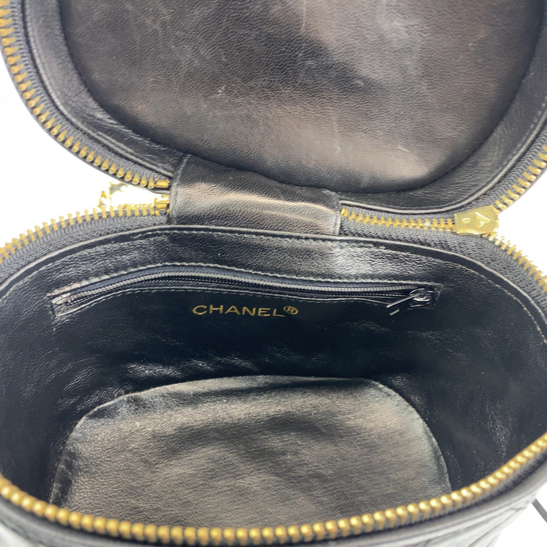 CHANEL Shoulder Bag lambskin Black Gold Metal Crossbody Shoulder Bag Vanity Bag COCO Mark Fringe Women Used Authentic