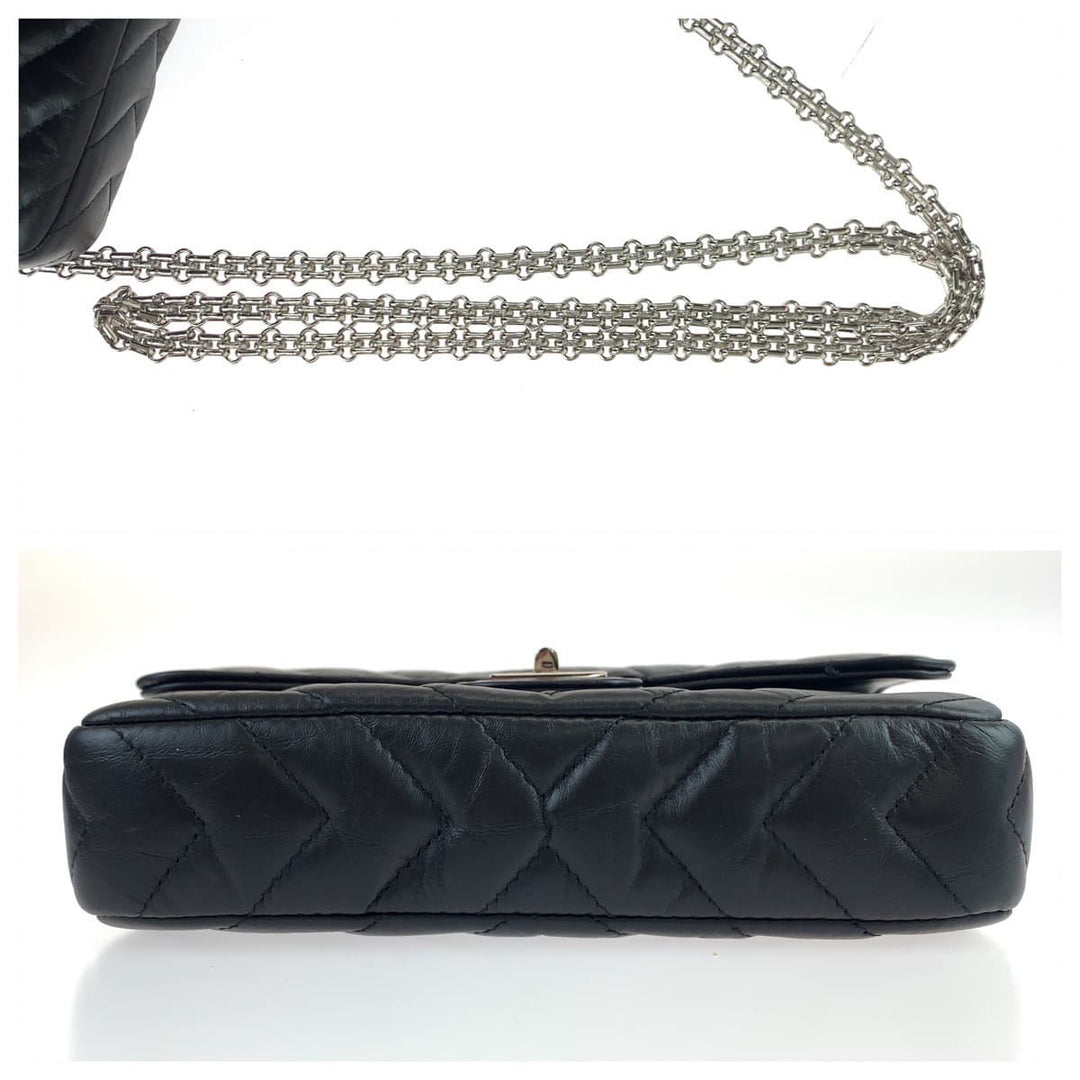CHANEL Shoulder Bag lambskin Black SilverMetal Shoulder Bag Crossbody Chevron Vstitch Turn lock Women Used Authentic