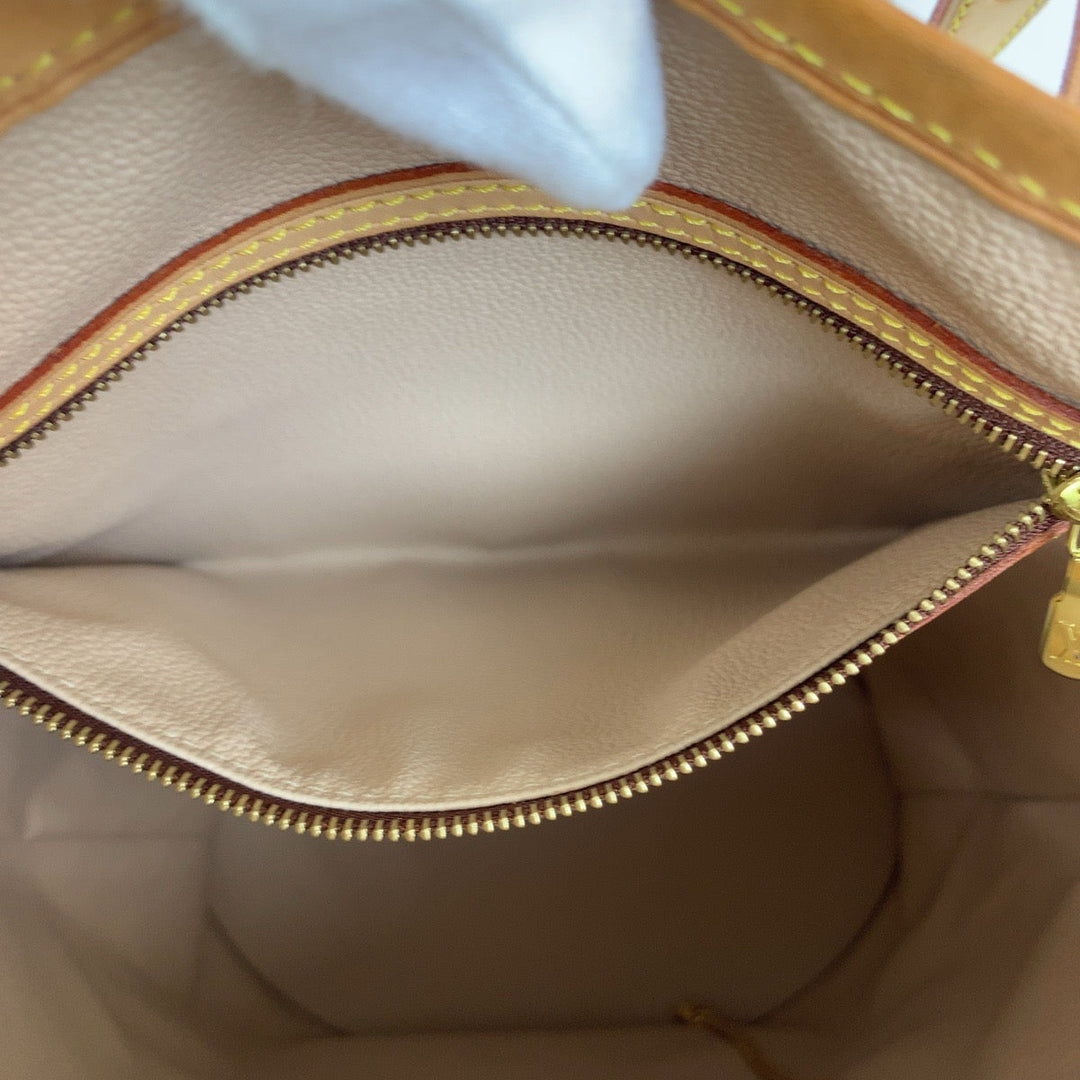 LOUIS VUITTON Tote Bag M42236 PVC, Leather Brown Gold Metal Tote Bag Shoulder Bag Monogram BucketGM Women Used Authentic