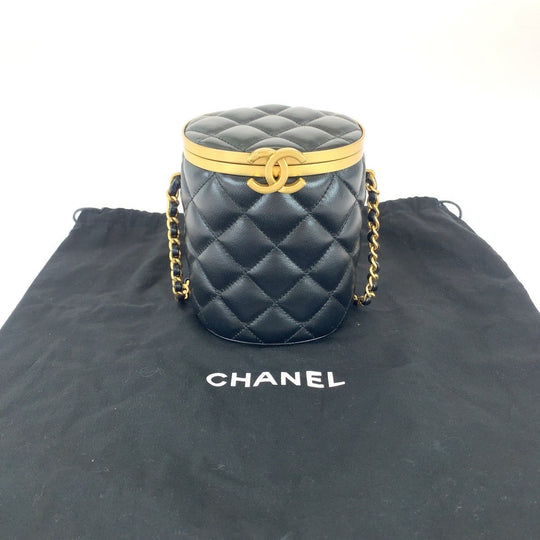 CHANEL Shoulder Bag AS2640 lambskin Black gold Shoulder Bag Vanity bag Matrasse COCO Mark with mirror Women Used Authentic
