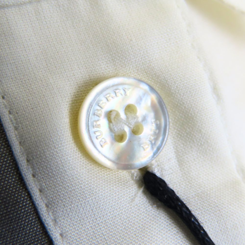 BURBERRY Short sleeve shirt cotton off white Unused storage item Women XS Used Authentic