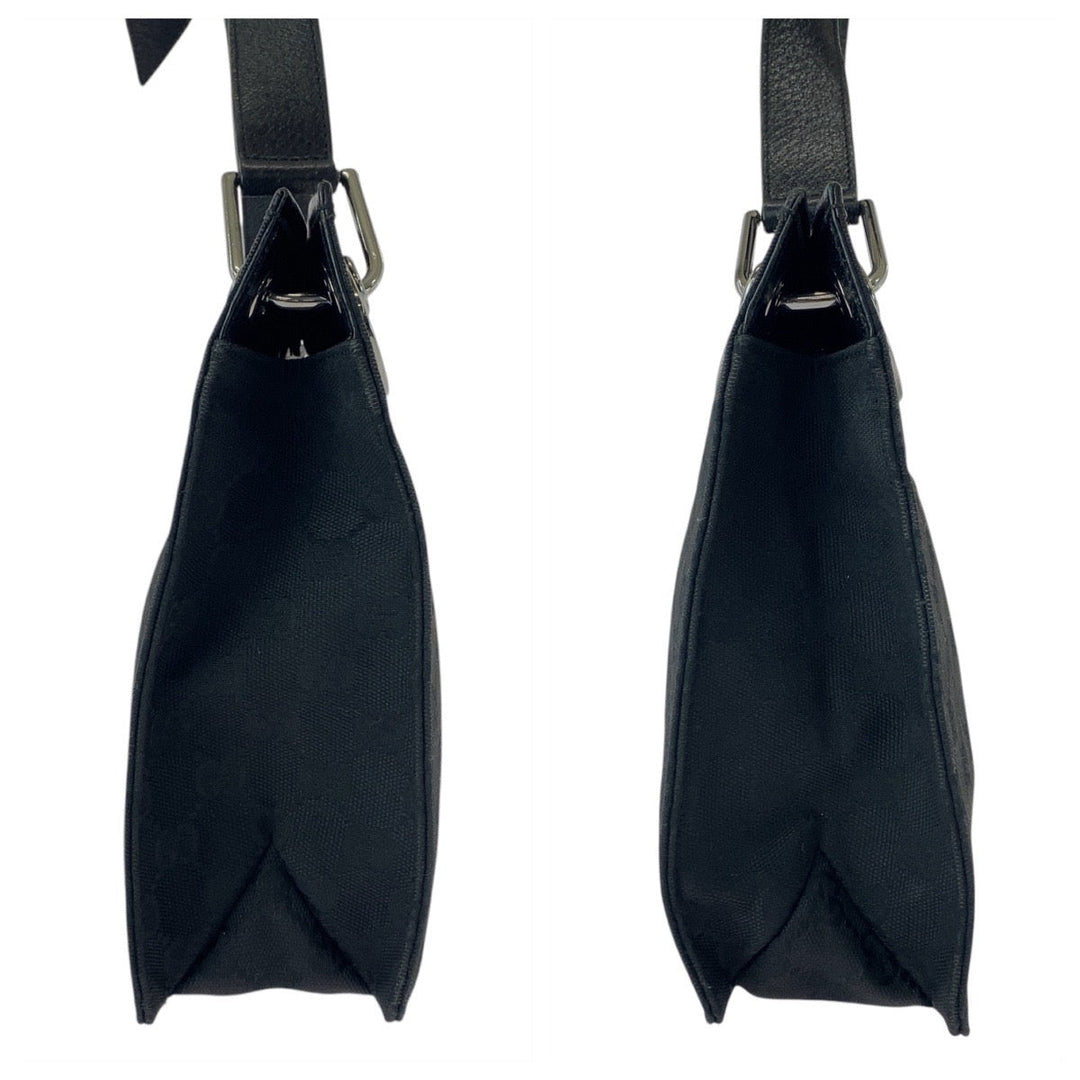 GUCCI Shoulder Bag 120841 GG canvas, leather Black SilverMetal Shoulder Bag Messenger bag Women Used Authentic