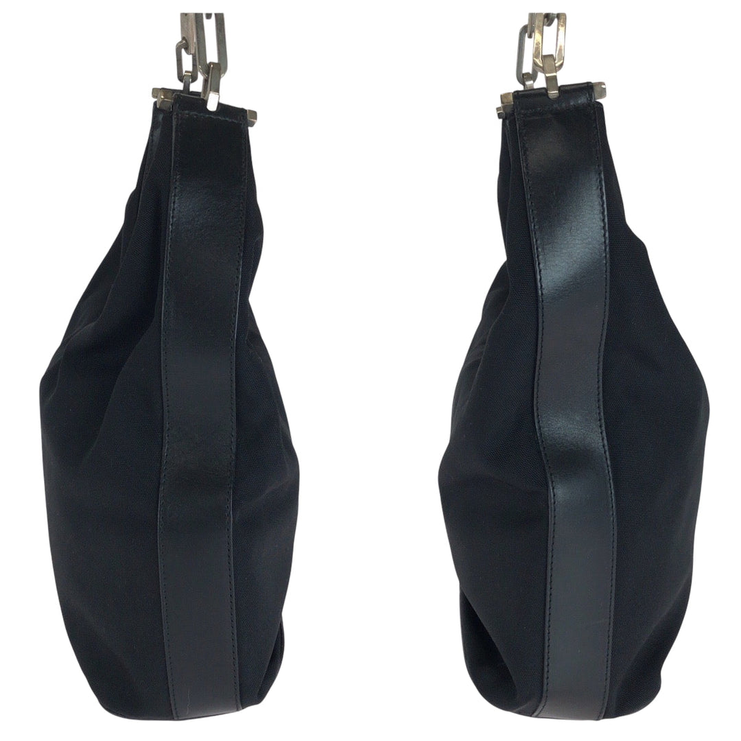 GUCCI Shoulder Bag 001 3374 Nylon Black SilverMetal ChainShoulder Bag Women Used Authentic