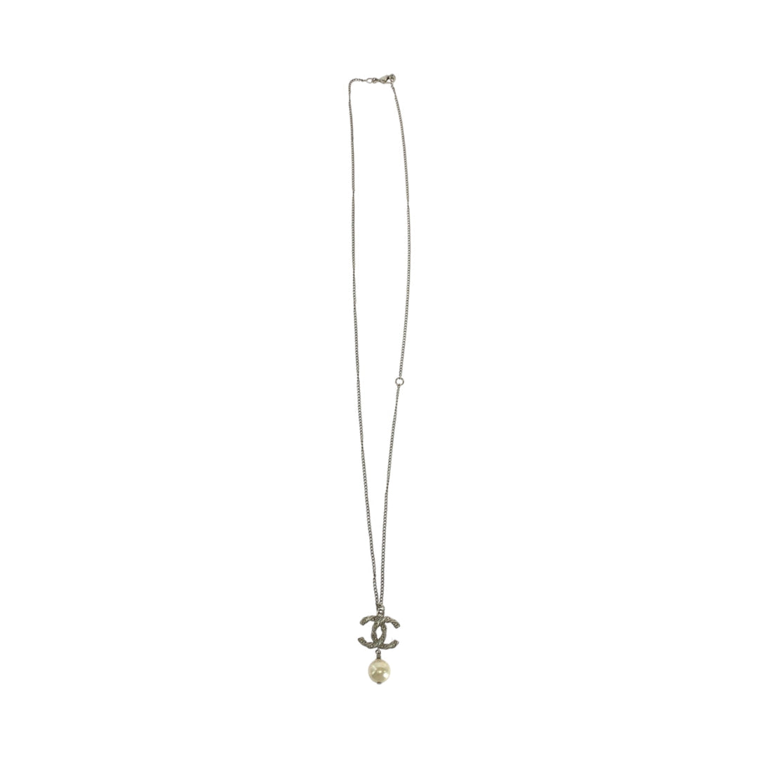 CHANEL Necklace plating Silver white Necklace COCO Mark Fake Pearl Women Used Authentic