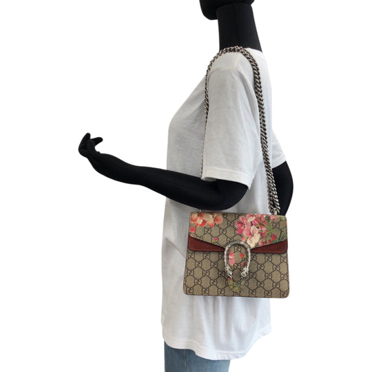 GUCCI Shoulder Bag 421970 GG Supreme Canvas Beige Multicolor SilverMetal ChainShoulder Bag GG Blooms Dionysus Women Used Authentic