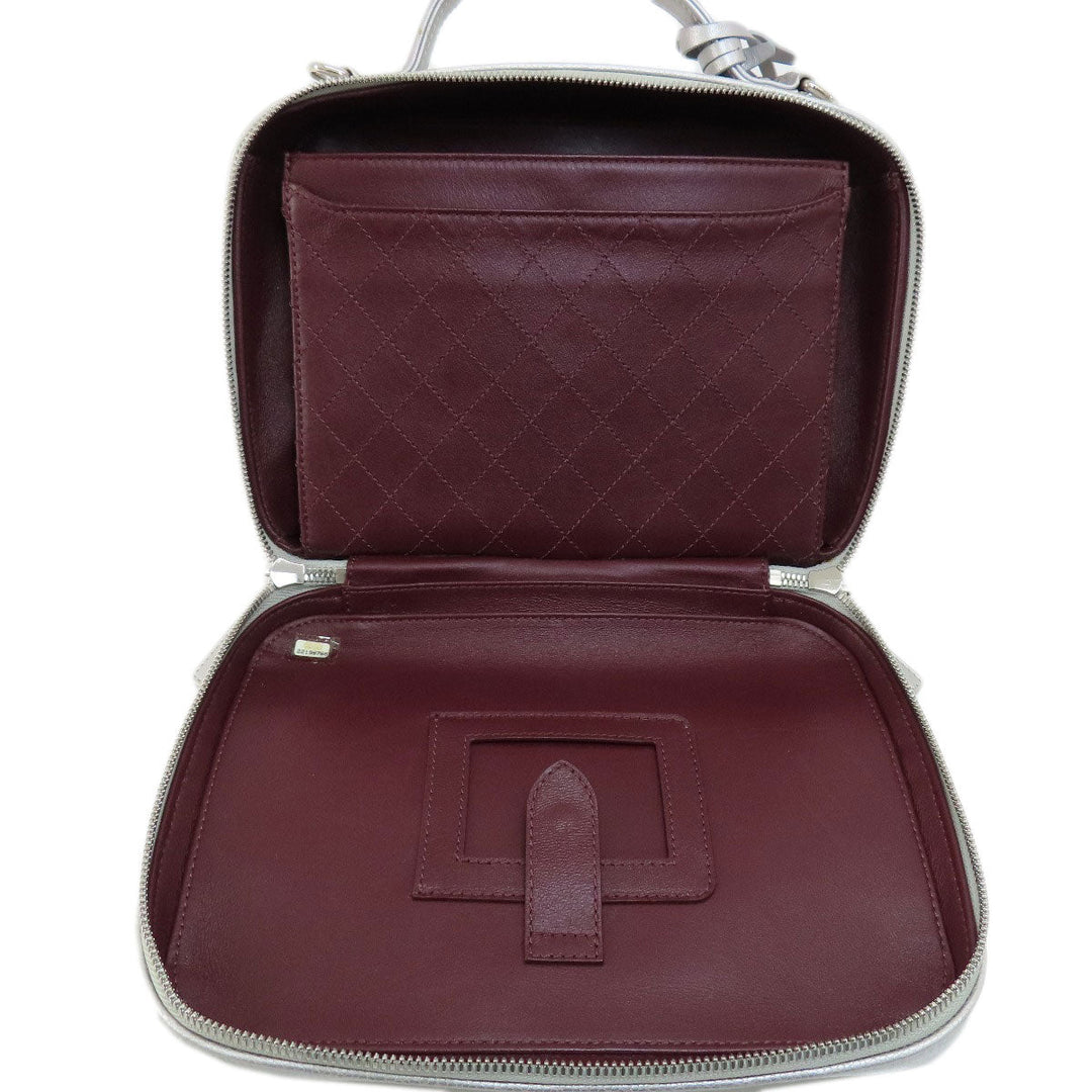 CHANEL Shoulder Bag Caviar skin Silver CC Filigree Vanity Bag SilverMetal