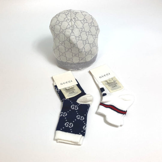 GUCCI Knit hat 418599 cotton White x navy Baby GG pattern Women M Used Authentic