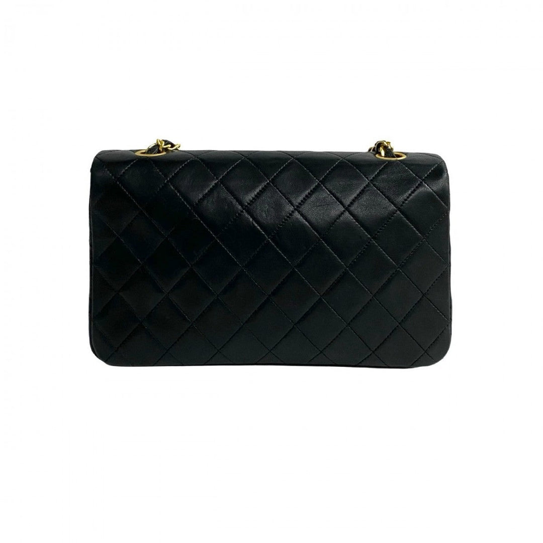 CHANEL Shoulder Bag lambskin black Matrasse