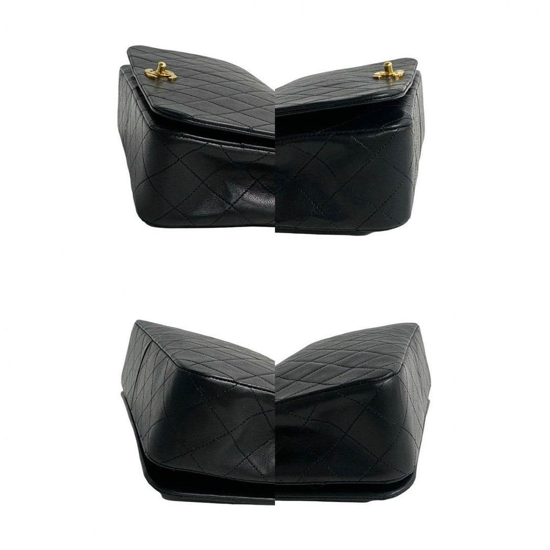 CHANEL Shoulder Bag lambskin black Matrasse