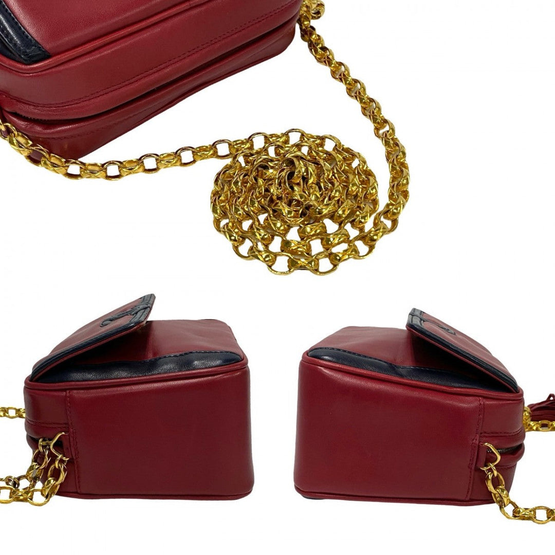 CHANEL Shoulder Bag lambskin Red
