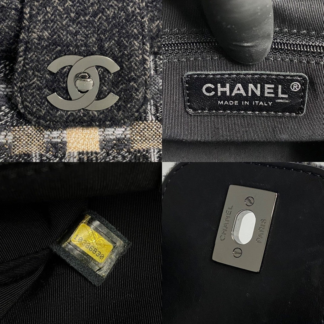 CHANEL Shoulder Bag tweed multicolor