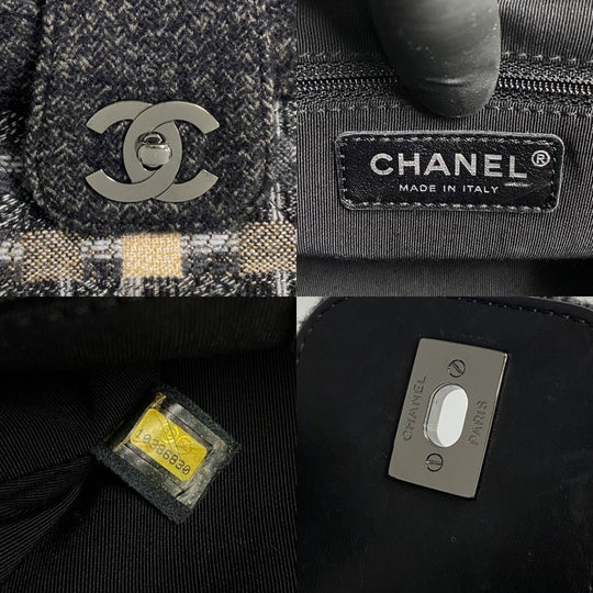 CHANEL Shoulder Bag tweed multicolor