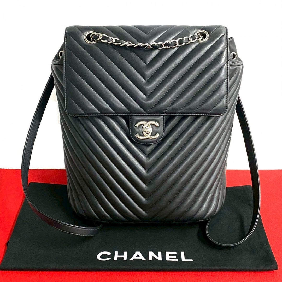 CHANEL Backpack lambskin black