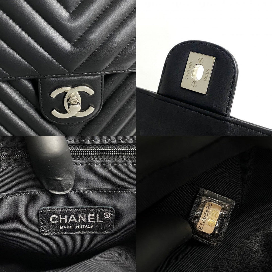 CHANEL Backpack lambskin black