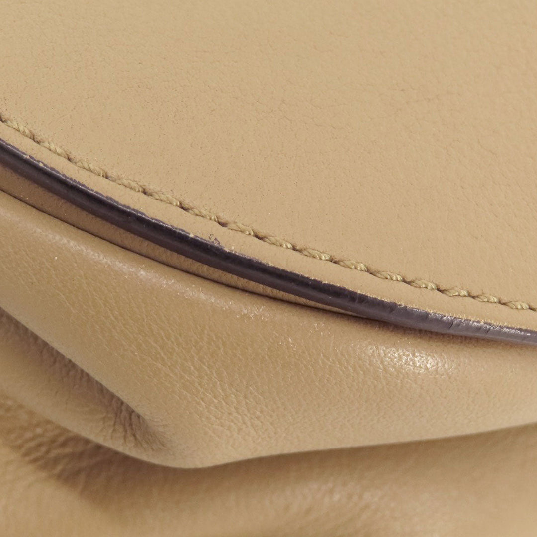 BURBERRY Shoulder Bag leather beige Simple design Women Used Authentic