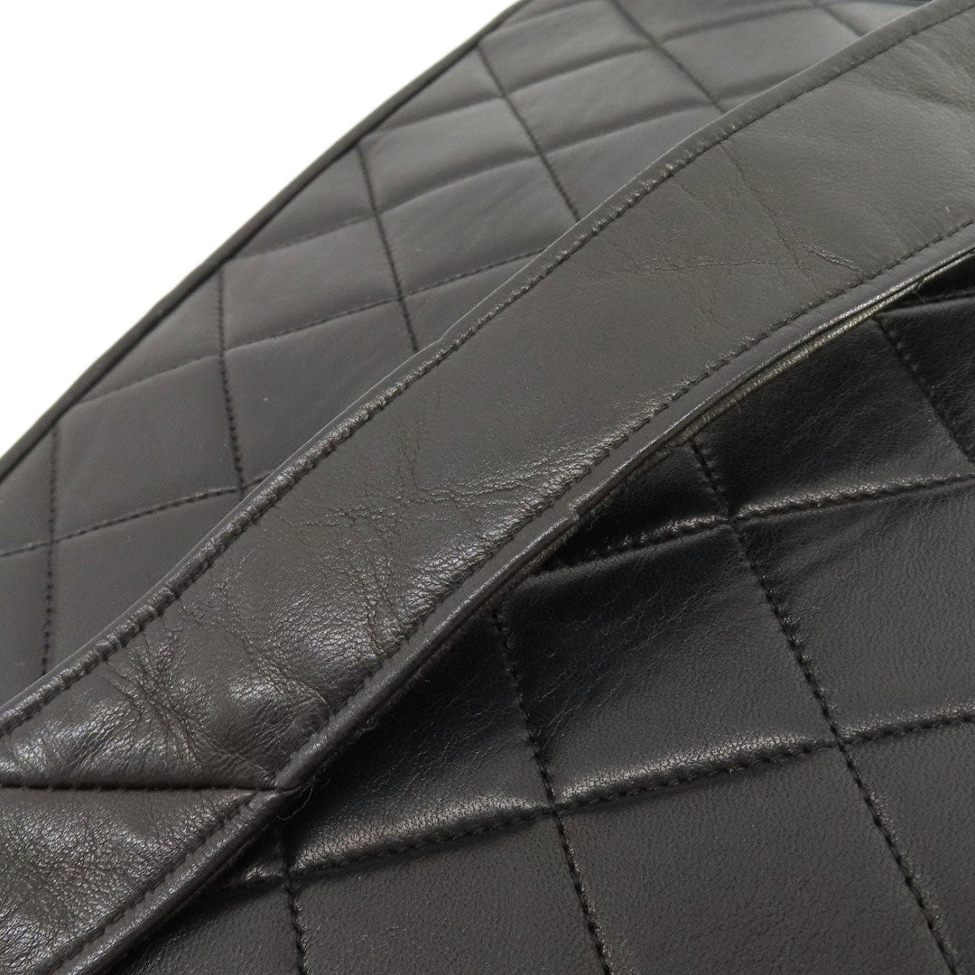 CHANEL Shoulder Bag lambskin black Matrasse