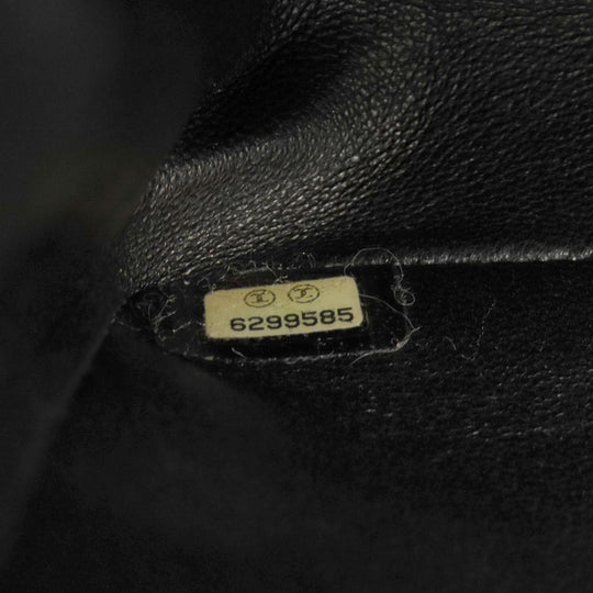 CHANEL Shoulder Bag Grained Calfskin Skin black ChainShoulder Matelasse Gold Metal