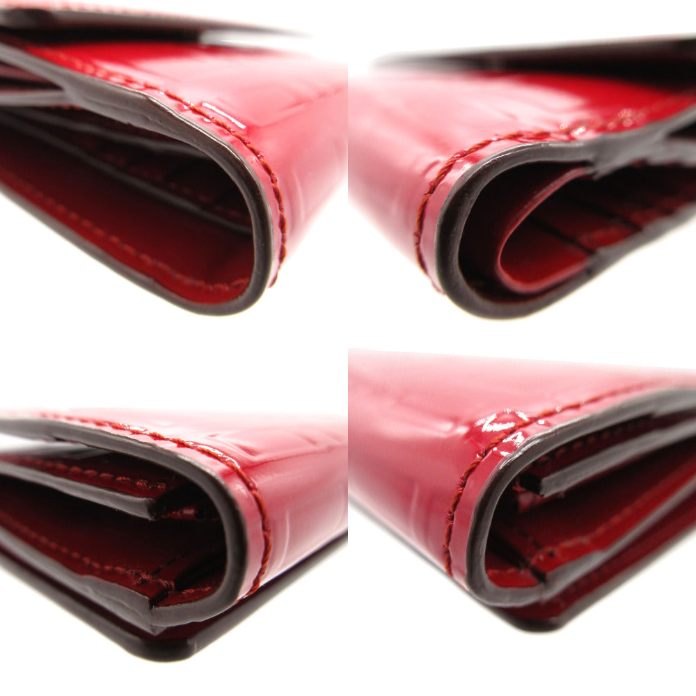 BURBERRY Bifold Wallet Patent leather Red Women Used Authentic