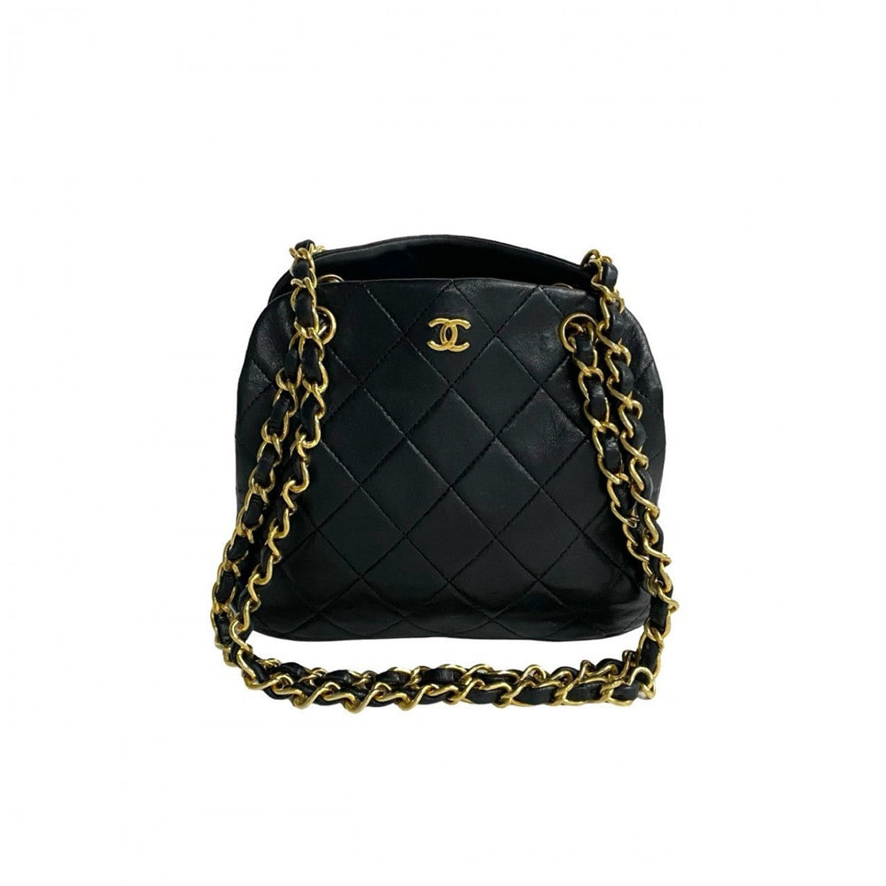 CHANEL Shoulder Bag lambskin black Matrasse