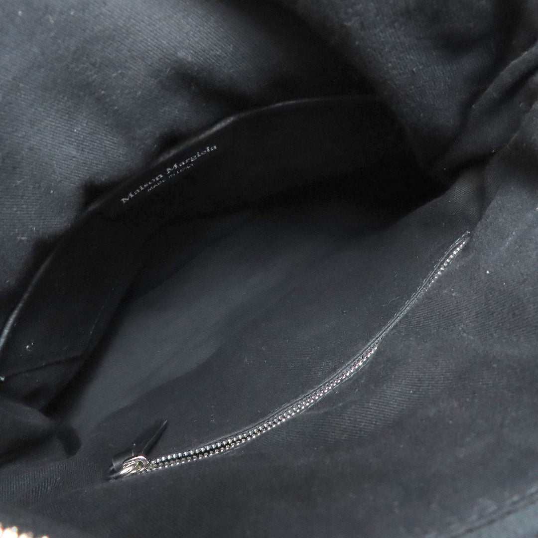 Maison Margiela Shoulder Bag Calfskin black MM6