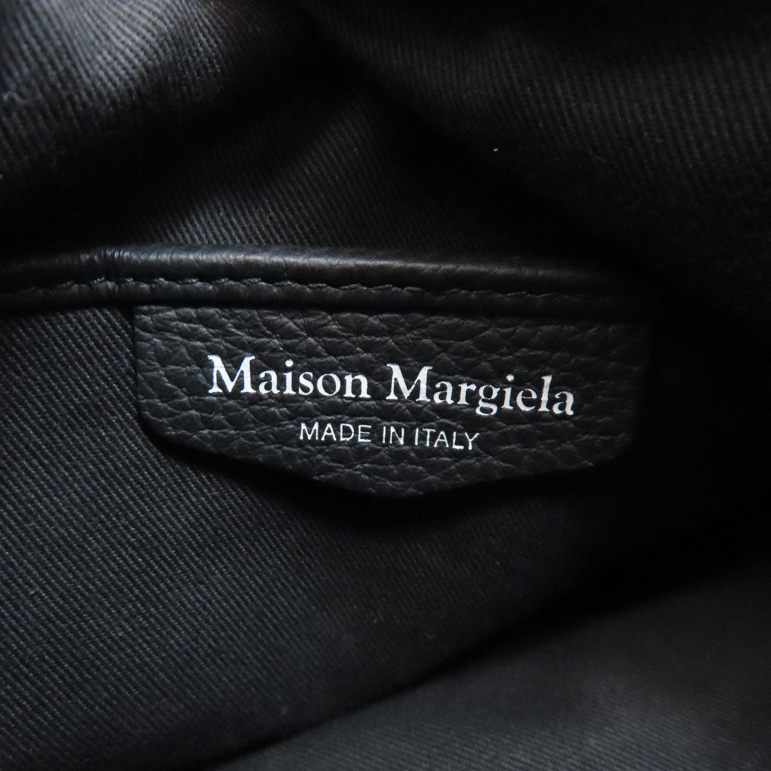 Maison Margiela Shoulder Bag Calfskin black MM6