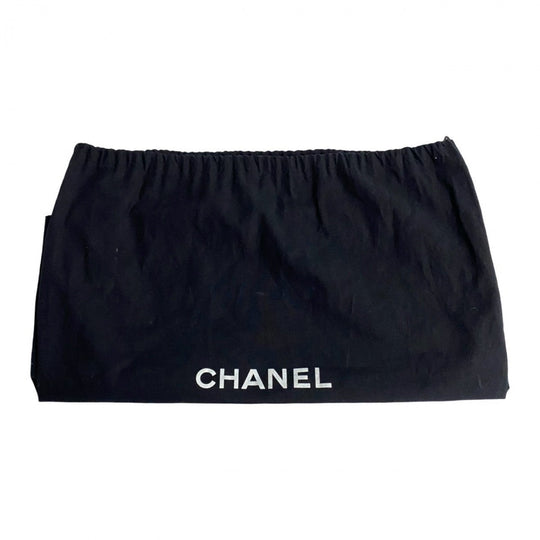 CHANEL Shoulder Bag Patent leather black Matrasse