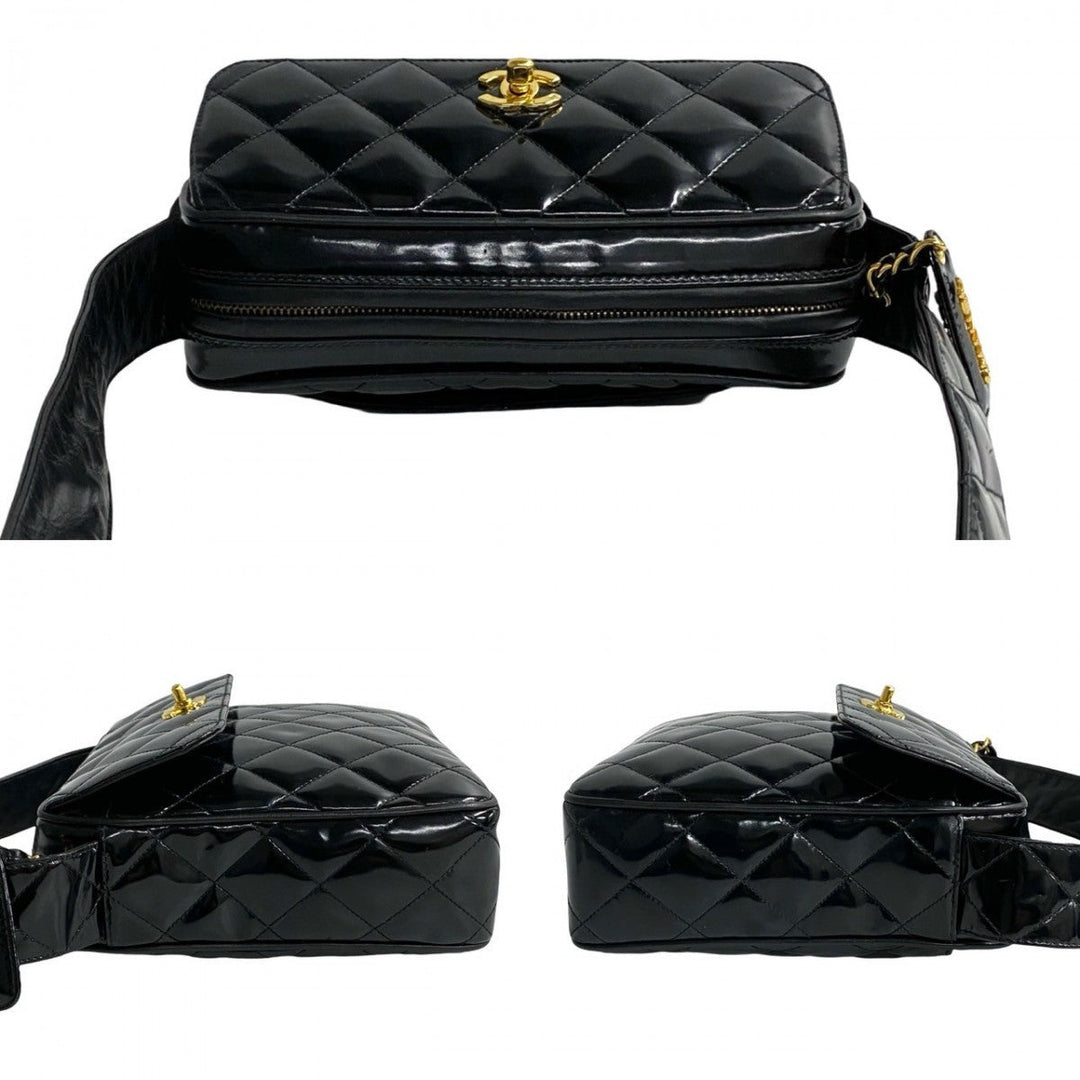 CHANEL Shoulder Bag Patent leather black Matrasse