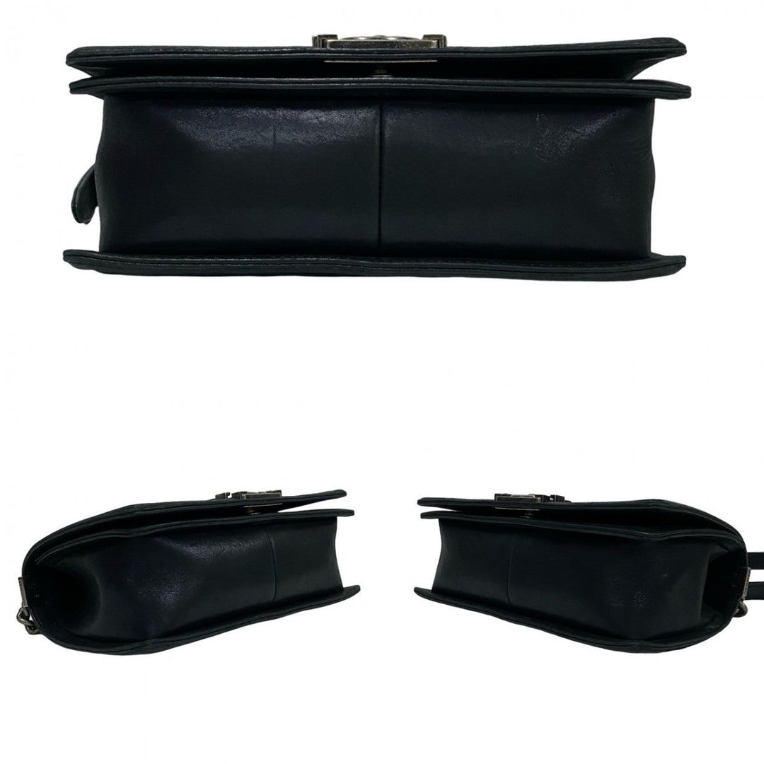 CHANEL Shoulder Bag leather black Boy chanel