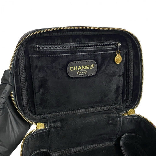 CHANEL Shoulder Bag Matt caviar skin black