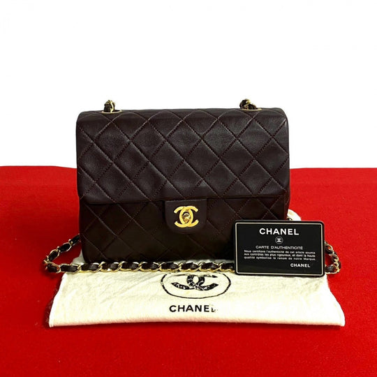CHANEL Shoulder Bag lambskin Brown Matrasse