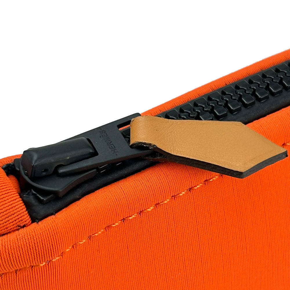 HERMES Pouch Polyamide elastane Orange Neoban Wave MM unisex(Unisex) Used Authentic