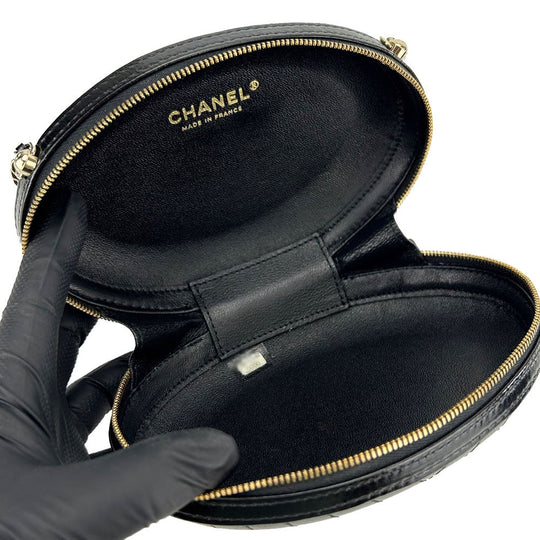CHANEL Shoulder Bag leather black La Pauza Women Used Authentic