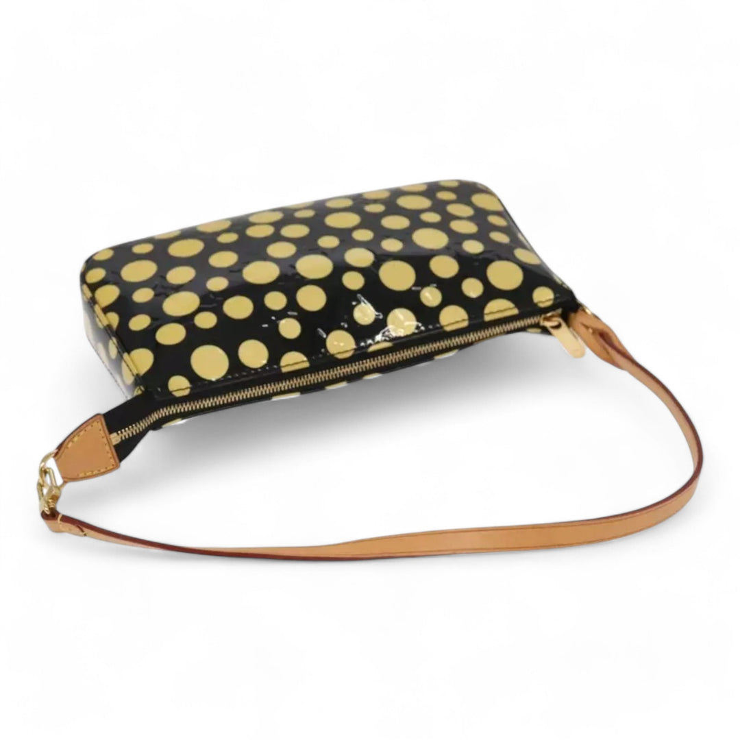 Louis Vuitton Vernis Yayoi Kusama Pochette Accessoires Black Yellow Polka Dot Shoulder Bag Women's Handbag M91427