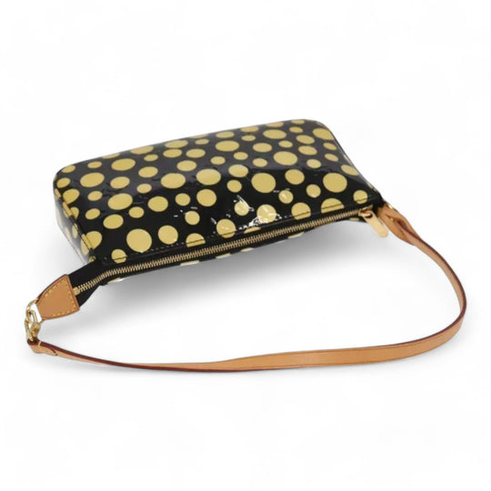 Louis Vuitton Vernis Yayoi Kusama Pochette Accessoires Black Yellow Polka Dot Shoulder Bag Women's Handbag M91427