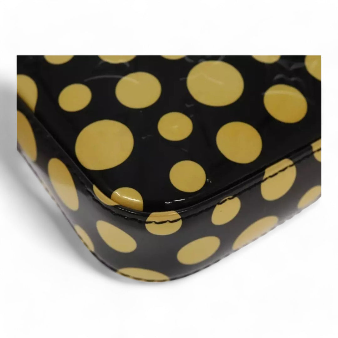 Louis Vuitton Vernis Yayoi Kusama Pochette Accessoires Black Yellow Polka Dot Shoulder Bag Women's Handbag M91427
