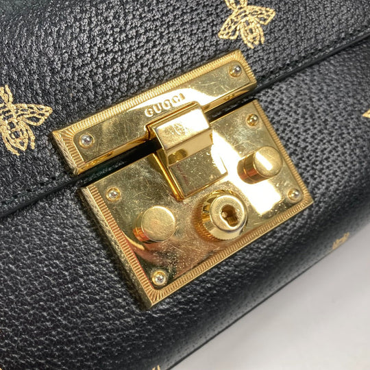 GUCCI Shoulder Bag 432182 leather black Crossbody bag pochette PADLOCK BEE Women Used Authentic