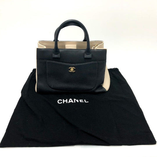 CHANEL Shoulder Bag A69930 leather black CC mark Executive tote Women Used Authentic