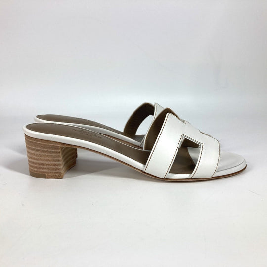 HERMES Sandals leather white Oasis 35.5
