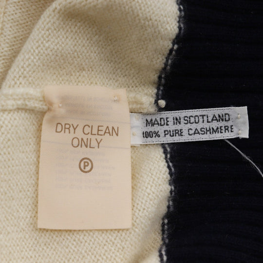 CHANEL cardigan cashmere Two-tone color (beige) V neck Clover button No size listed