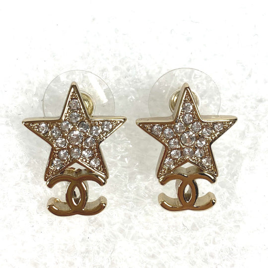 CHANEL Pierce metal gold B23 CC COCO Mark Star Rhinestone Star Women Used Authentic