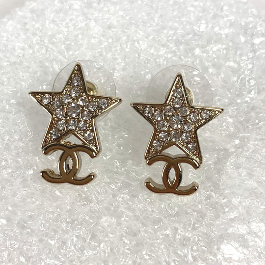 CHANEL Pierce metal gold B23 CC COCO Mark Star Rhinestone Star Women Used Authentic