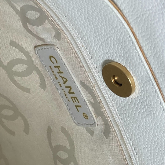 CHANEL Shoulder Bag Caviar skin white shoulder bag Deca COCO Mark CC Women Used Authentic
