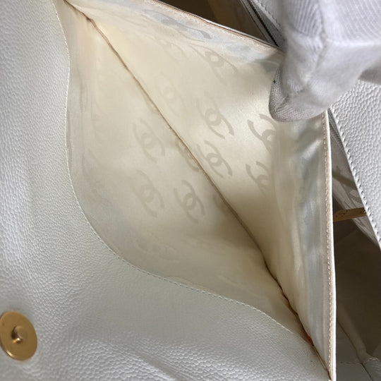 CHANEL Shoulder Bag Caviar skin white shoulder bag Deca COCO Mark CC Women Used Authentic