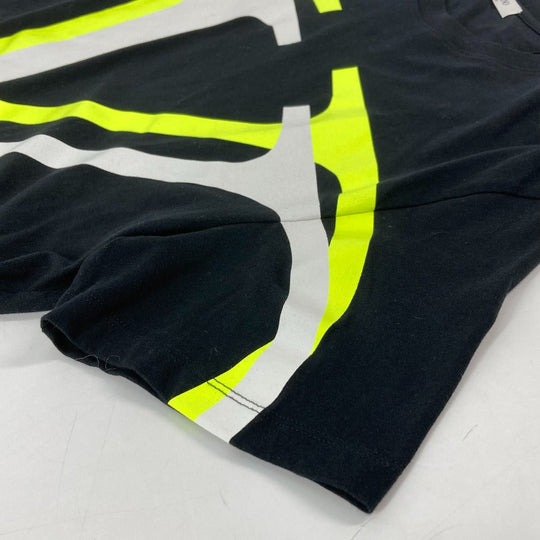 VALENTINO Short sleeve T-shirt UV3MG08C6K7 cotton Black x neon yellow apparel V logo mens M Used Authentic