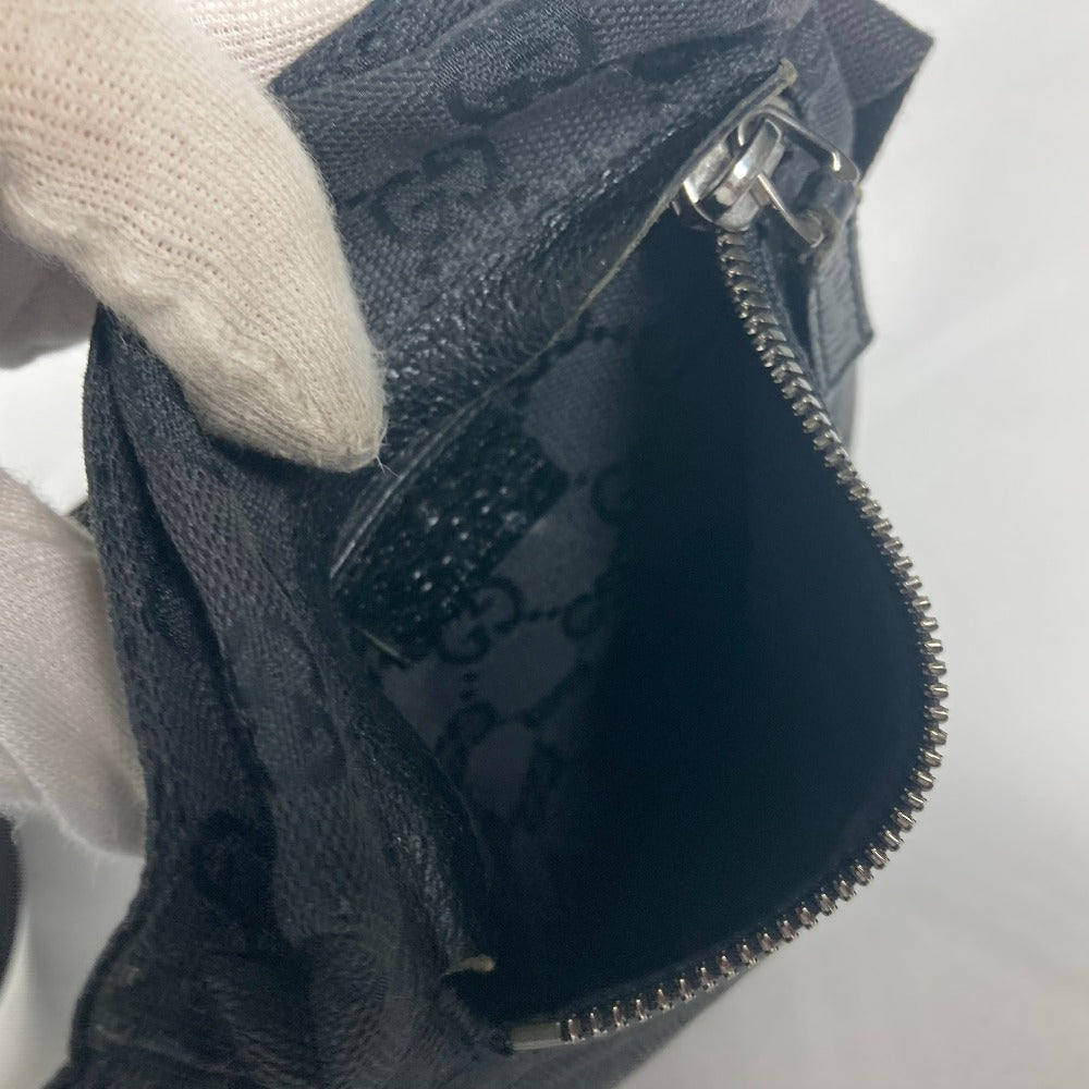 GUCCI Waist bag 28566 GG canvas black GG canvas W pocket mens Used Authentic