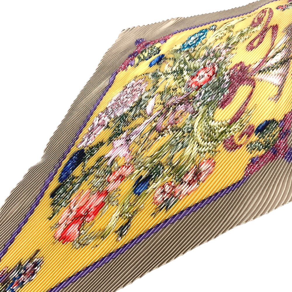 HERMES scarf silk beige REGINA Her Majesty PleatedCarre